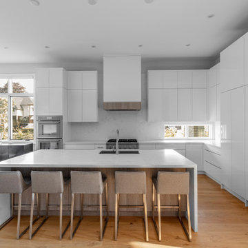 Contemporary Kitchen Design Two Tone White High Gloss & Grey Wood Print Melamine