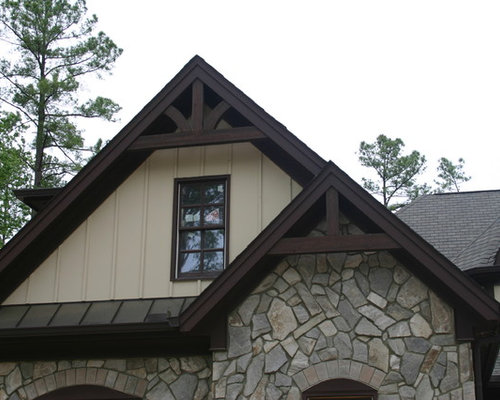 gable trusses and brackets