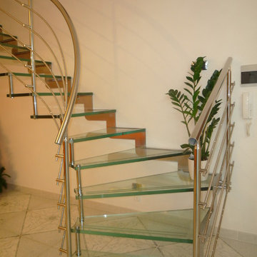 Scala in acciaio inox e vetro