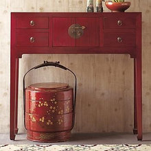 ACCENT TABLE