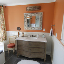 Bathroom 1st Floor