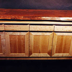Dumond’s Custom Furniture