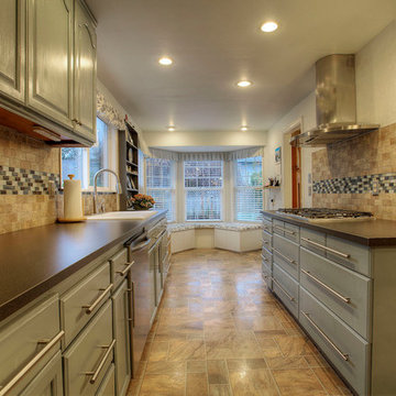 Remodeled Rambler - Lakewood, WA - Chef and Gardeners Dream!