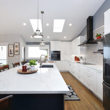(Remodel - Custom) NanaWall Opens New Kitchen to Puget Sound