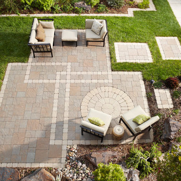 Seeing a Pattern: Paver patio, edging and stepping stones
