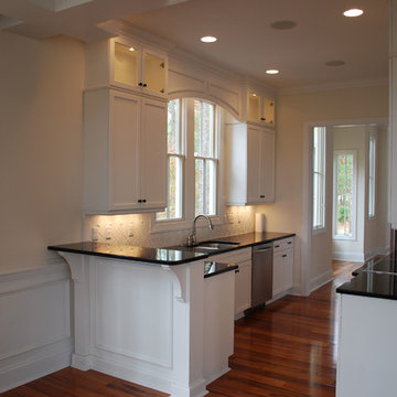 Black and White Kitchen