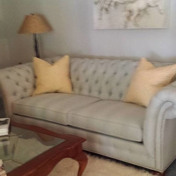 ETHAN ALLEN Bright Traditional Living Room