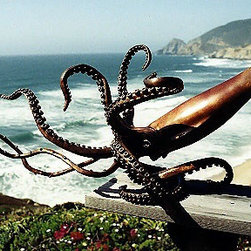 Bronze Giant Squid I (Sculpture) - Sculptures