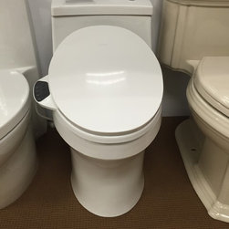 Groton, CT Showroom - Toilets