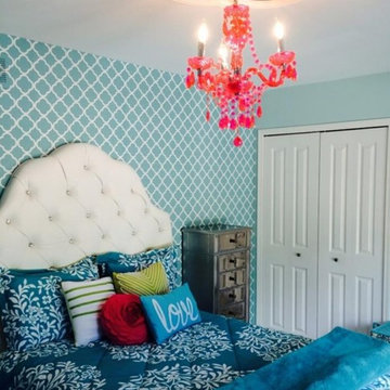 Teen Girl's Bedroom
