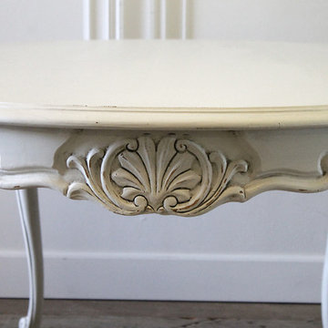 20th Century Carved Louis XV Style Dining Table with Leaves