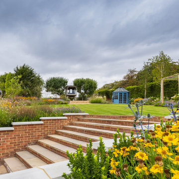 Bedfordshire Hillside Garden