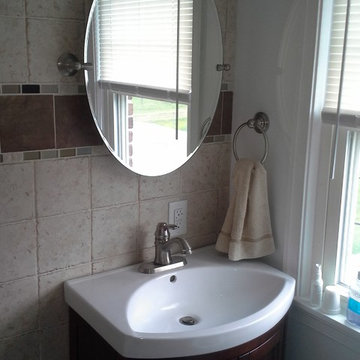 Master and main bathroom with imported Italian porcelin and granite tiles.
