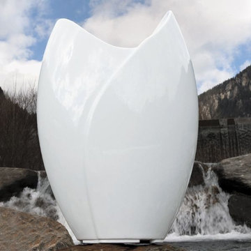 Tao Outdoor Planter