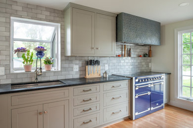 Inspiration for a cottage kitchen remodel in DC Metro