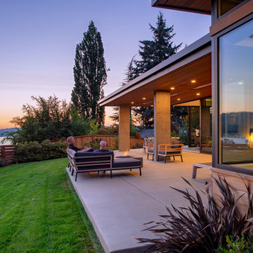 Overlook on East Lake Sammamish
