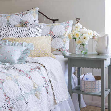 Taylor Linens Emma Full Quilt
