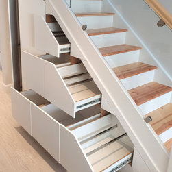 6 Drawer Double Door Unit - Home Decor