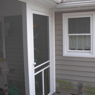 The Hoffert Screened In Porch & Grilling Deck