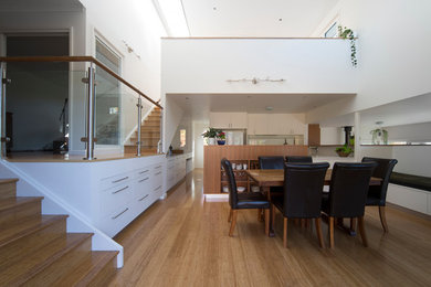 Design ideas for an expansive contemporary dining room in Canberra - Queanbeyan.