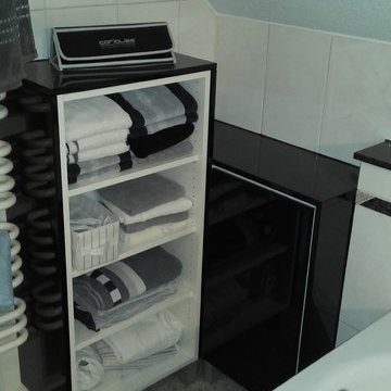 Badezimmermöbel