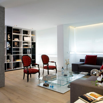 Modern cosmopolitan flat