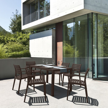 Outdoor Dining "Alfresco"
