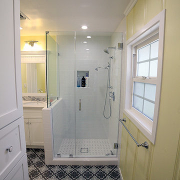 Cozy Restored Bathroom in Burbank