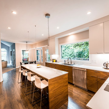 Cosmopolitan by Don Justice Cabinet Makers