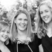 Lara Redell's photo