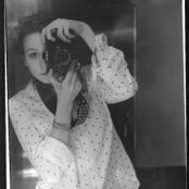 Lizzy Gregorys foto