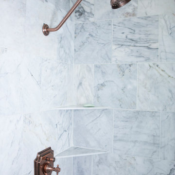 HOLLYWOOD HEIGHTS BUNGALOW ENSUITE BATHROOM | DALLAS, TEXAS