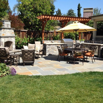 Outdoor kitchen and living room
