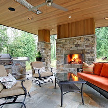 Outdoor Kitchen