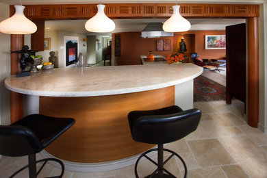 Example of a minimalist home bar design in Miami