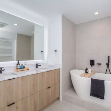 Contemporary light wood bathroom