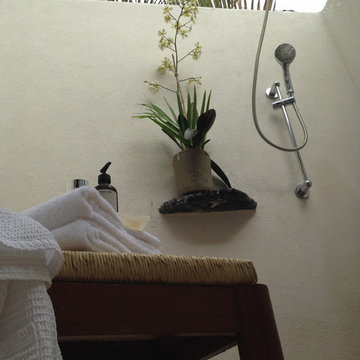 Villa Paraiso Guest Bathroom/Spa moments