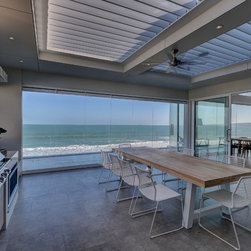 Boomer Beach Framelss Glass - Products