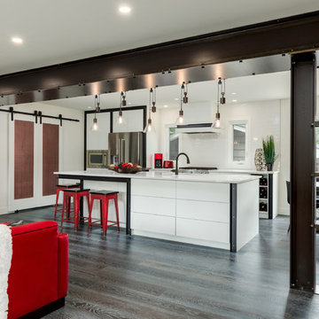 2017 Kitchen – between $50, 000-100, 000 Winner – Kon-Strux Developments