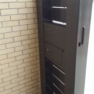 Rolling steel pedestrian / privacy gate and fence with mailbox