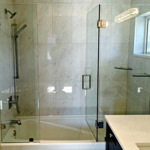 upstairs bathroom/bedrooms