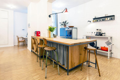 Urban kitchen photo in Berlin