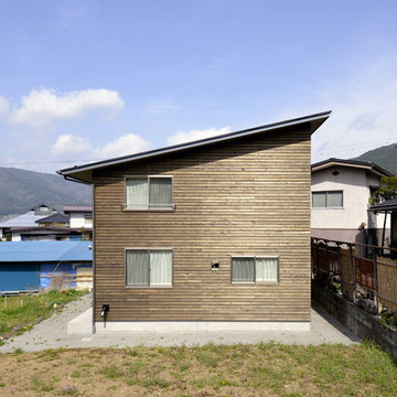 平出の家