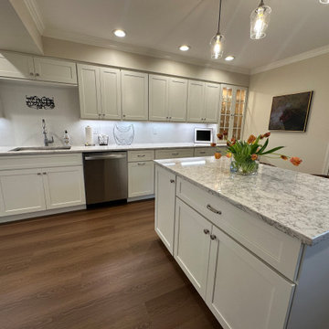 Beautifully Spacious Kitchen