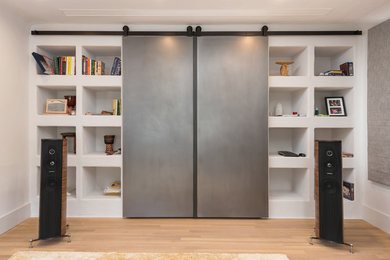 Inspiration for a modern living room remodel in San Francisco