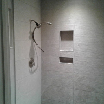 San Jose Evergreen Bathroom