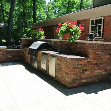 Outdoor kitchen