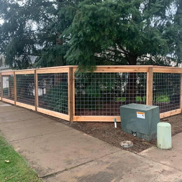 Picture Frame Hog wire fence