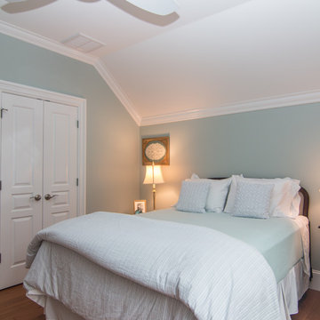Southern Style Oak Spring House Design