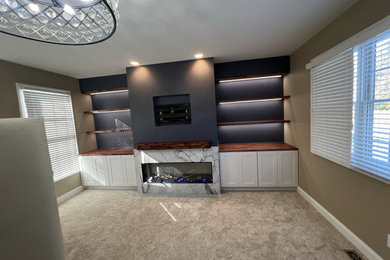 Example of a family room design in Philadelphia